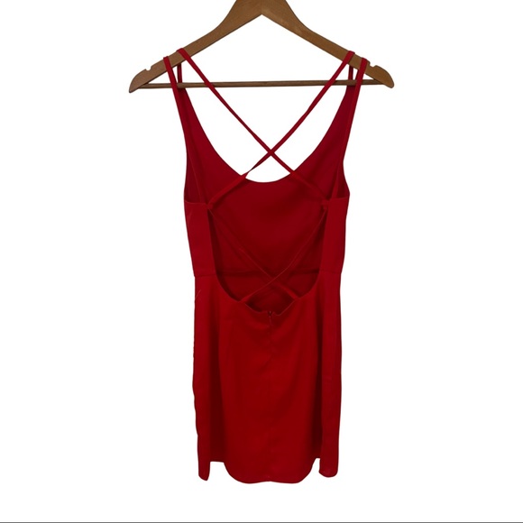 Tobi Cradle Back Dress Size XS Red - Picture 2 of 3